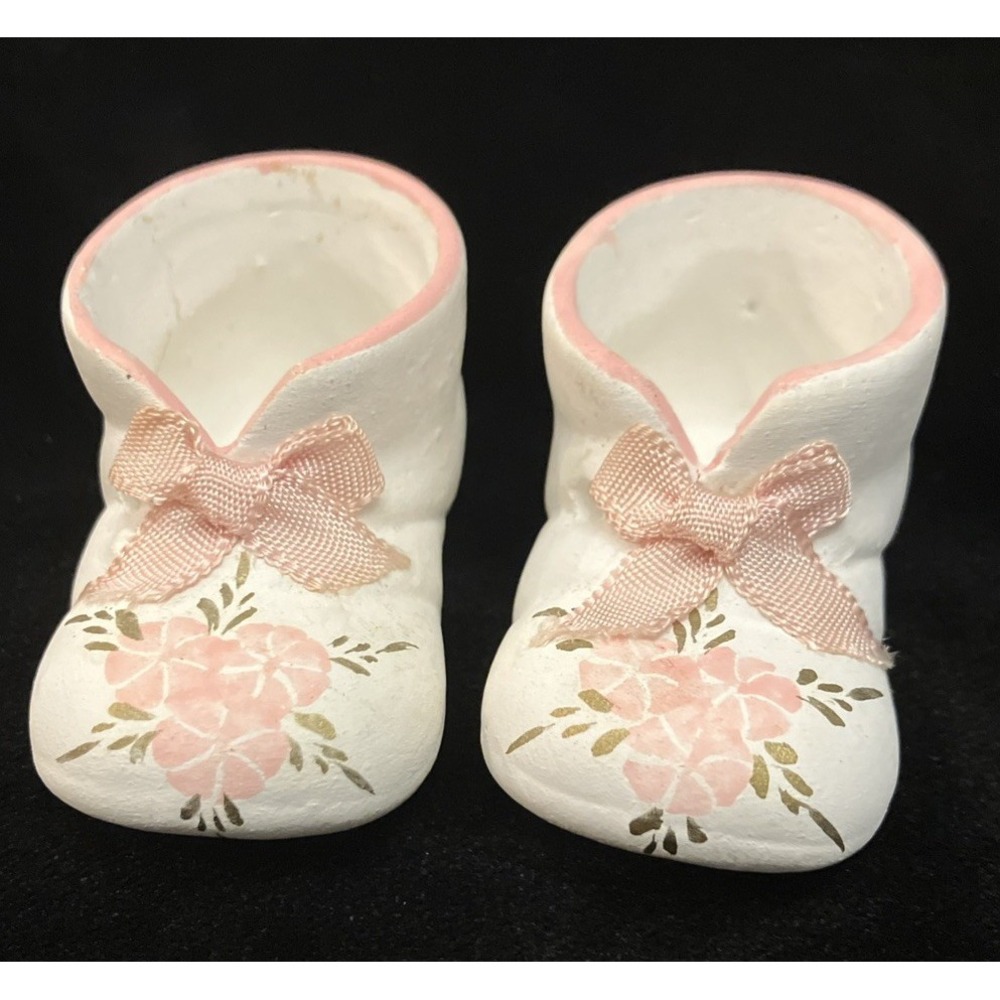 Vintage Ceramic Pottery Art Pink Floral Baby Girl Shoes Guanajuato Mexico DOSA